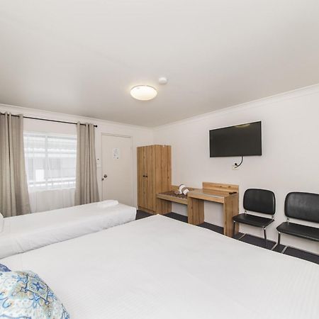 Metro Motel Rockhampton Exterior photo