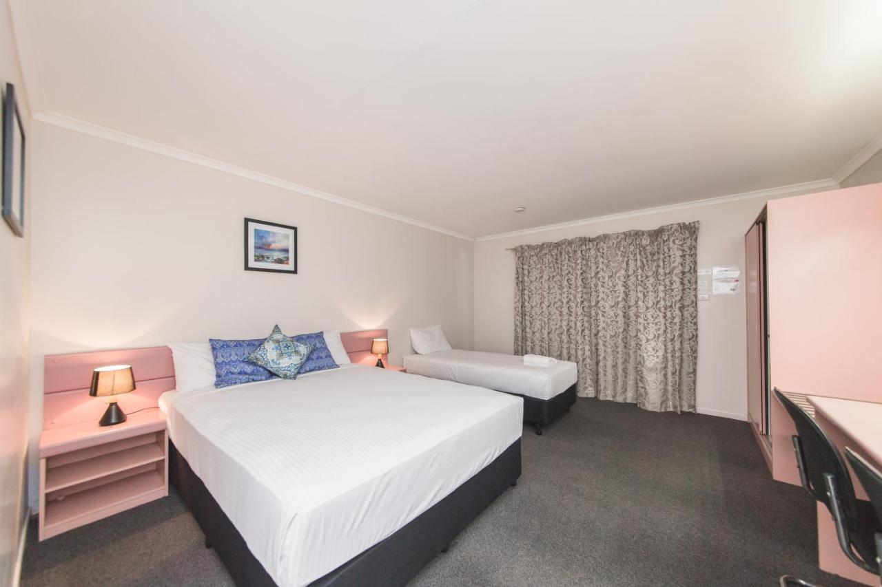 Metro Motel Rockhampton Exterior photo